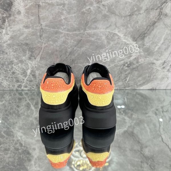 

2023 designer leather shoes mens sneakers grey white black women sports trainers shoe xsd221116