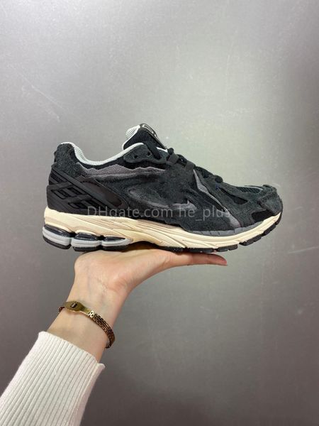 

new sneakers fashion men shoes vintage luxury designer shoes running shoes dhgate black 1 1s summer brand shoes