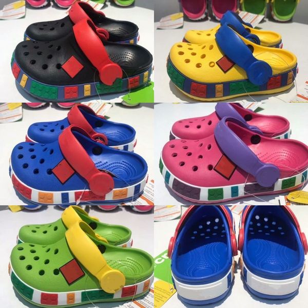 

kids sandals designer toddlers croc hole slippers clog boys girls beach shoes casual summer youth children slides buckle croos classic home, Black;red