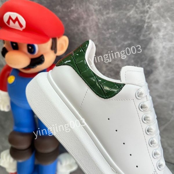 

2023 luxury design white women's men casual shoes colorful soles printing flat sneakers classic outdoor ladies sneakers, Black