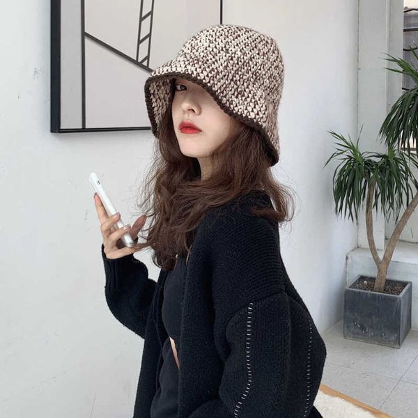 

wide brim hats korean autumn and winter thickened hand-knitted bucket hats for women lady mixed color panama outdoor knitted fisherman caps, Blue;gray