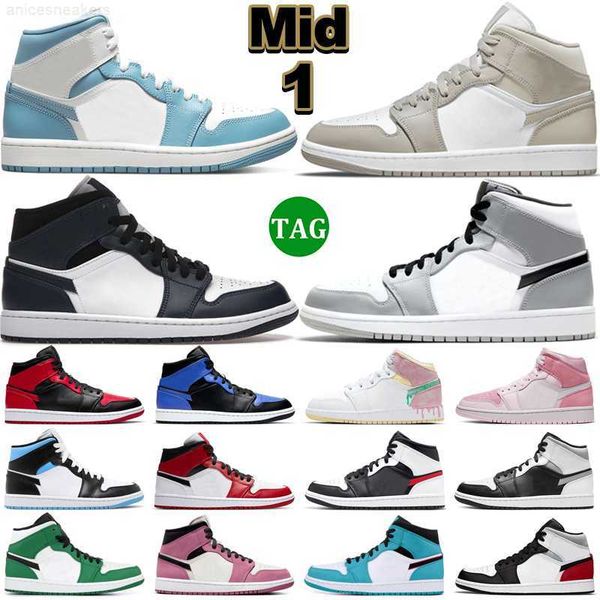

2023 jumpman 1 mid basketball shoes 1s men women linen armory navy bred light smoke grey shadow hyper royal digital pink fearless unc, Black