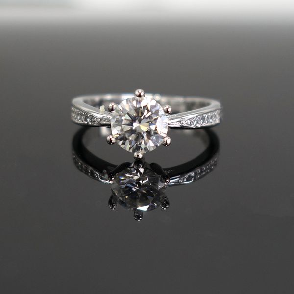 

moissanite rings 1ct white gold plated sterling silver d vvs1 lab diamond with gra fine jewelry wedding ring for women, Slivery;golden