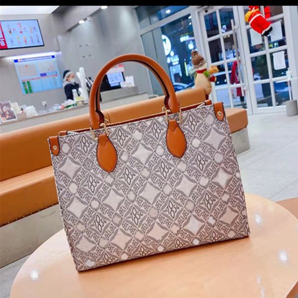 

tote bag handbag women luxurys designers bags casual travel medium handbags jacquard fabric roman grain embroidery