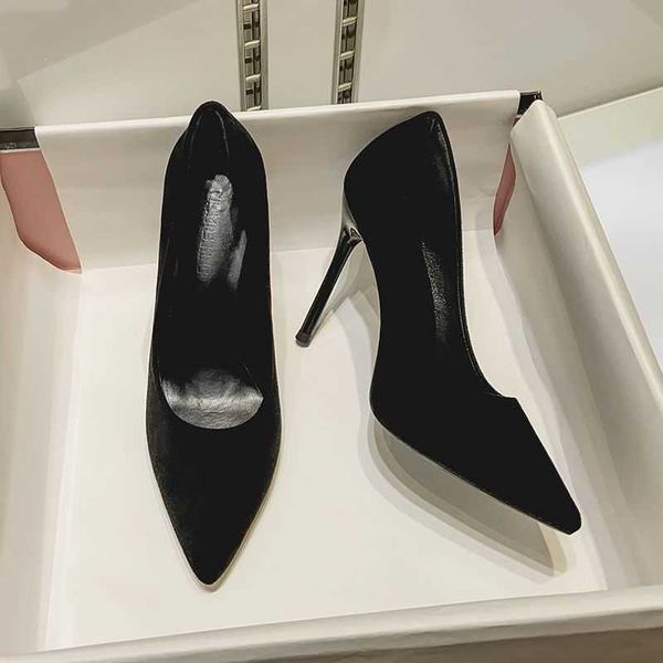 

dress shoes spring heels professional french black pointed toe high heels flock stiletto low heel black suede high-heeled shoes g230325