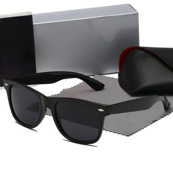 

2022 designer polarized luxury sunglasses for men women vintage sun glass uv400 eyewear fashion glasses pc frame polaroid lens hig220v, White;black