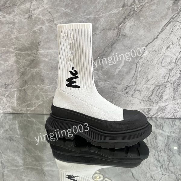 

new luxury designer women classic boots dancing black leather men boot high short boots causal shoes woman fashion sneakers2023