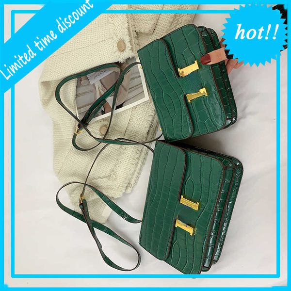 

fashion luxury designer bag tofu small square bag 2023 new stone c-rocodile pattern one shoulder h button party clutch purses bags for women