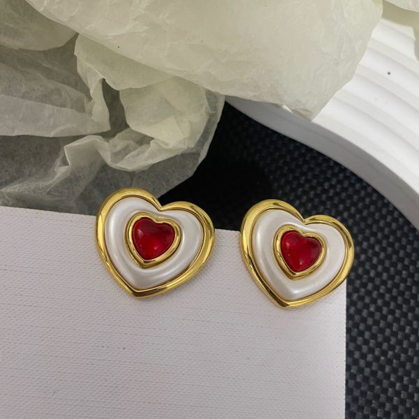 

fashion brand b letter stud ear love heart earrings red sandwich gold high-level sense niche design heart retro earring simple personality f, Golden;silver