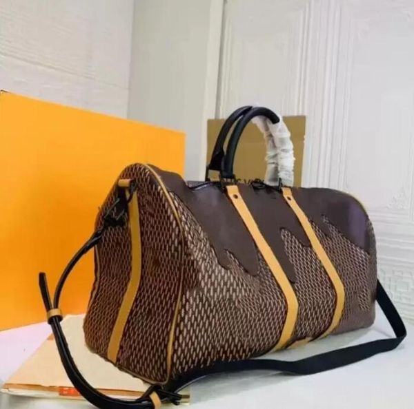 

highend quality classical fashion duffel bags men women female travel bags large capacity holdall luggage 45cm girls boys backpac5537707