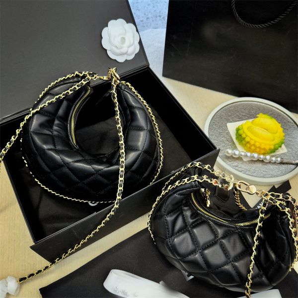 

handbags fashion women's bag spring and summer new crescent moon bun lingge chain moon bun dumpling bun portable wandering bag