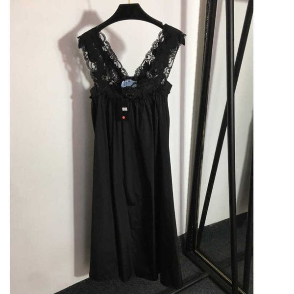 

23ss lace suspender dress halter dress maxi dresses womens designer skirt brand elegant temperament lace stitching long skirt women clothes, Black;gray