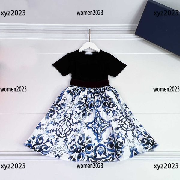 

2023 kids designer clothes baby dress summer embroidered circle t-shirt and letter logo printed shorts skirt new product size 110-160 cm mar, White
