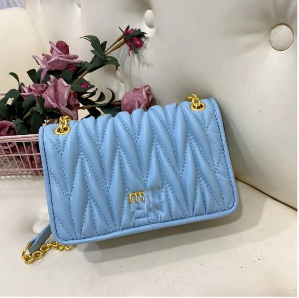 

2023 golden chain shoulder bag sheepskin leather crossbody handbag purse wrinkle fashion letter handbags clutch pleated wallets flap messeng