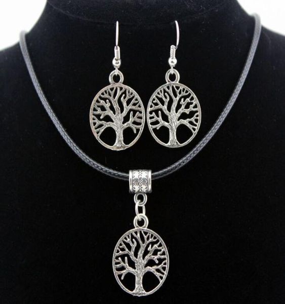 

20pcslot round hollow wishing tree pendant necklace life tree tree of life pendant necklace silver jewelry fashion cute6806516
