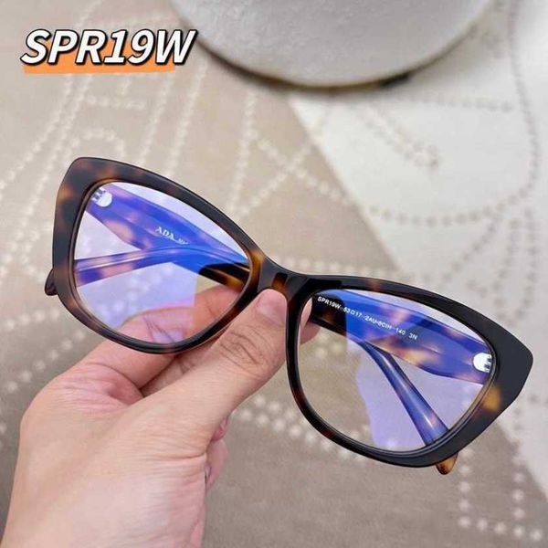 

40% off luxury designer new men's and women's sunglasses 20% off 23 cat eye plate eyes frame hawksbill screen red premium female, White;black