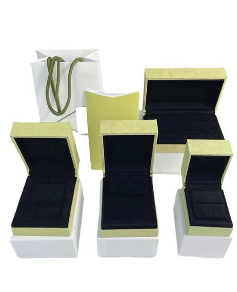 

luxury clover fashion designer jewelry boxes sweet charm bracelets for girls women brand name bracelet necklace earrings rings gif3479325, Black;white