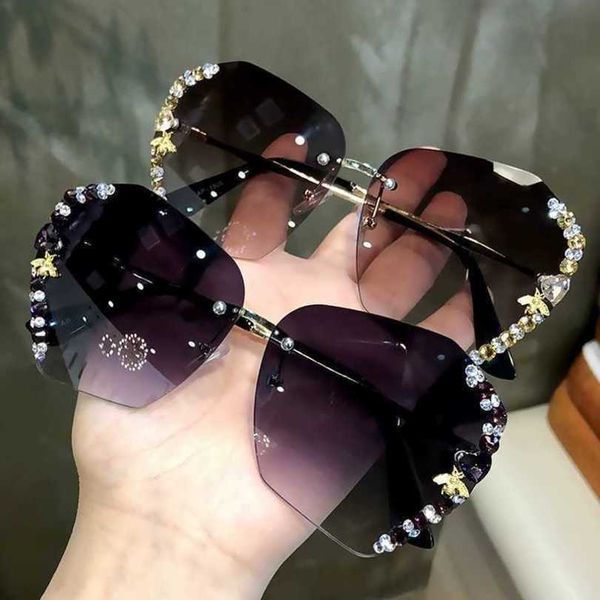 

10% off luxury designer new men's and women's sunglasses 20% off bee inlaid diamond ins korean fashion round face thin anti ultrav, White;black