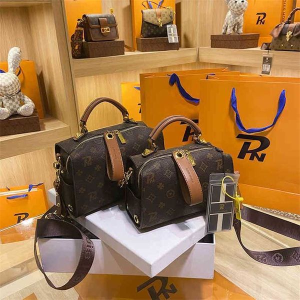 

women's luxury designer new summer handbag evening glory trend portable large capacity diagonal women's shoulder pillow