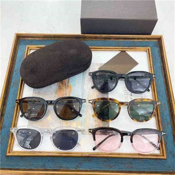 

30% off luxury designer new men's and women's sunglasses 20% off fashion version fan simple square same trend, White;black