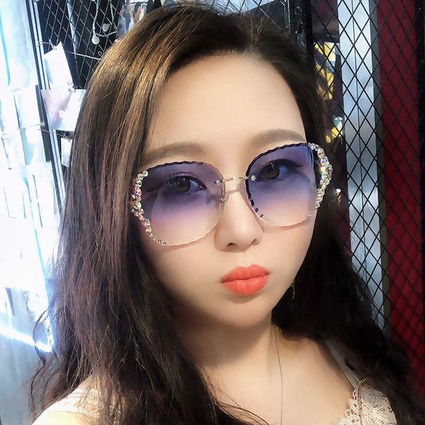 

luxury designer new men's and women's sunglasses 20% off diamond blue radiation glasses women korean fashion personality women ant, White;black