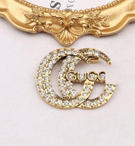 

23ss 2color fashion brand designers letters brooches 18k gold plated brooch vintage suit pin small sweet wind jewelry accessories 8958659, Gray