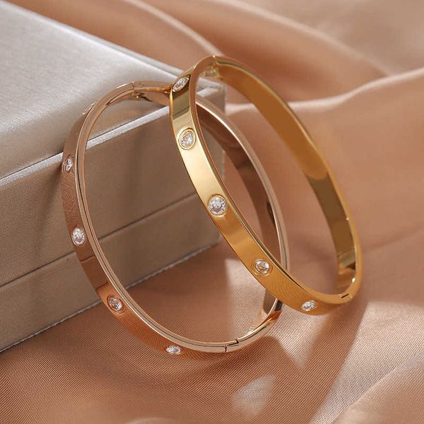 

charm bracelets bangle non fading 18k rose gold full diamond buckle bracelet korean version new personalized bracelet net red high-grade han, Golden;silver