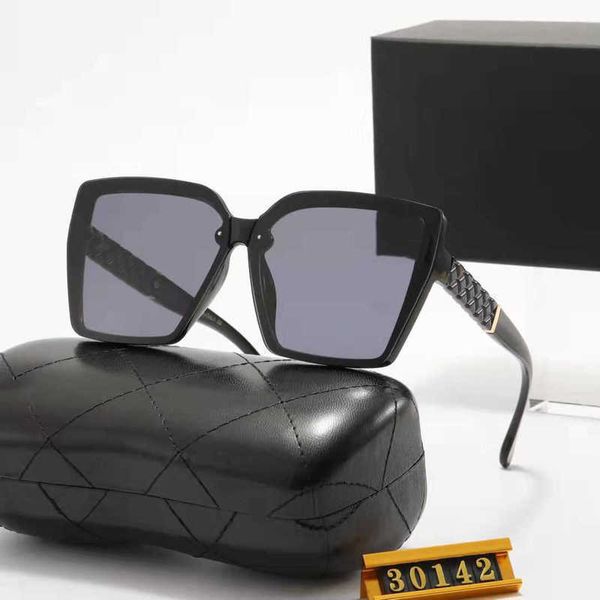

luxury designer new men's and women's sunglasses 20% off overseas street travel fashion glasses p30142, White;black
