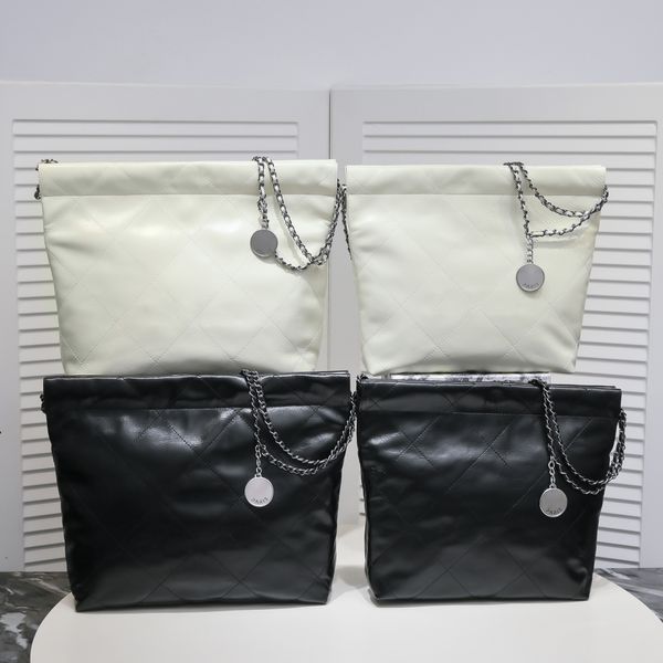 

genuine leather leather designers flip bagwoman chain tote shoulder purse wallet women men luxurys handbags backpack crossbody bags c2