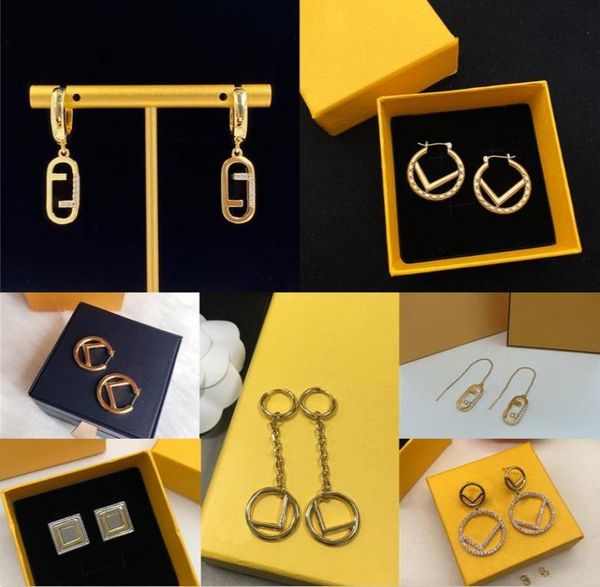 

letter design earrings stud circle simple hoop earring new elegant fashion for woman 7 option3277250, Golden;silver
