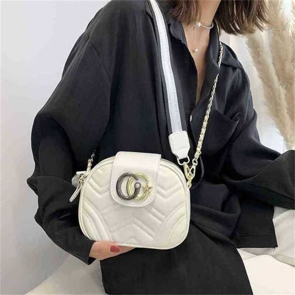 

luxury designer new women's handbag female version lingge red chain messenger small