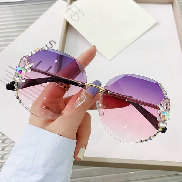 

luxury designer new sunglasses frameless anti big face looks thin, White;black