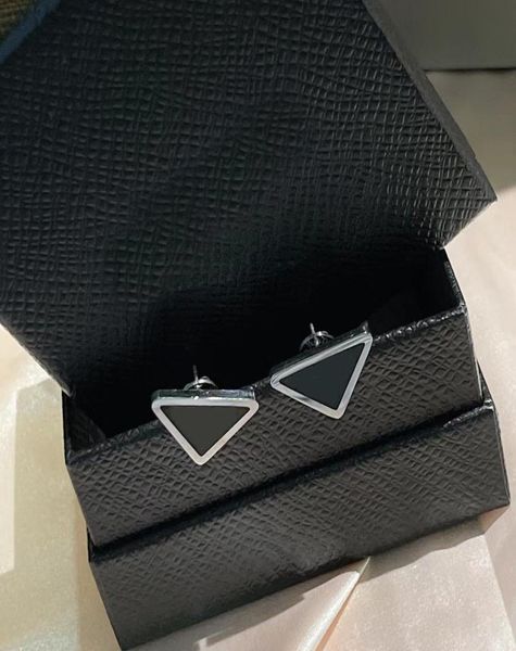 

2022 new fashion black triangle stud earrings women039s luxury designer earrings jewelry party wedding gifts8099941, Golden;silver