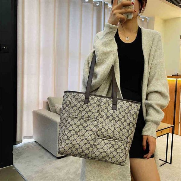 

women's luxury designer new summer handbag and trend color matching tote shoulder hand withdrawal female