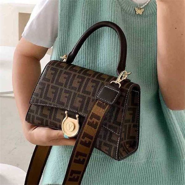 

handbag 2023 new bag luxury letter fashionable hand messenger