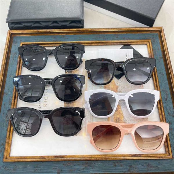 

40% off luxury designer new men's and women's sunglasses 20% off ch xiaoxiangjia xiaoxiangfeng net red the same box letters temple, White;black