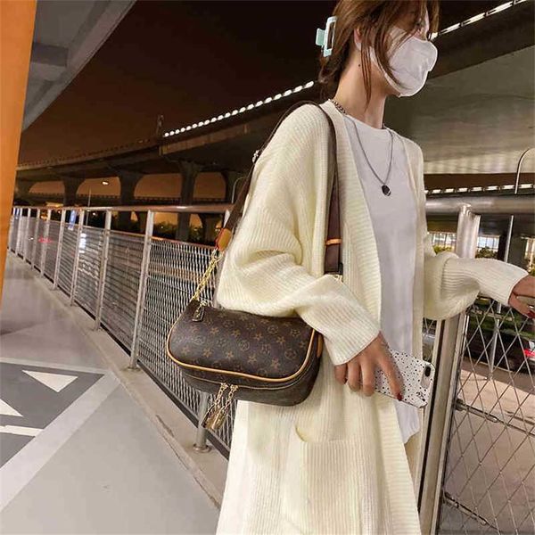 

handbag 2023 new bag capacity female texture square woven messenger