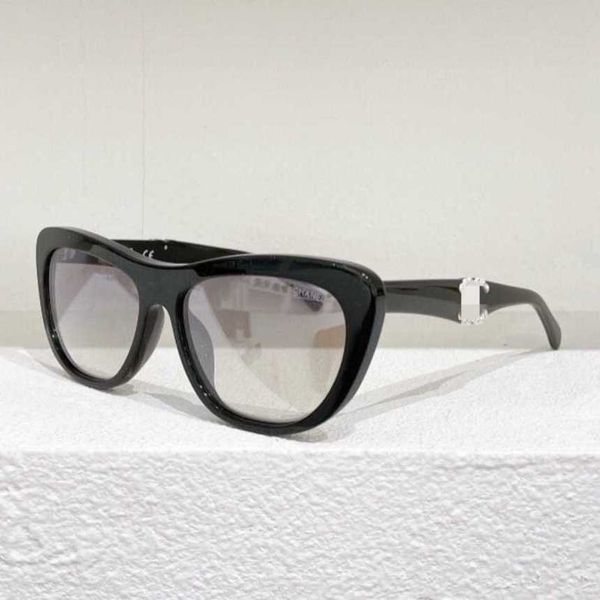 

luxury designer fashion sunglasses 20% off fashion box plate, White;black