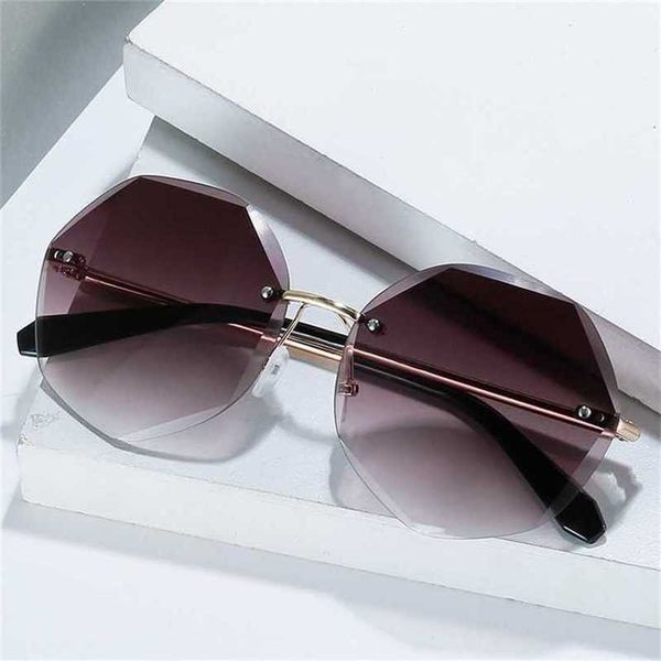 

luxury designer new men's and women's sunglasses 20% off polygon frameless trimming fashion ocean glasseskajia, White;black