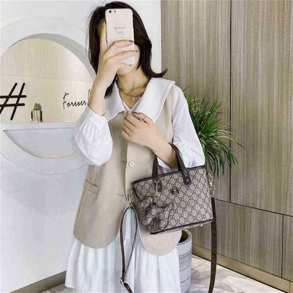 

handbag 2023 new bag women's can be and mixed batches this year's red lattice portable cabbage basket
