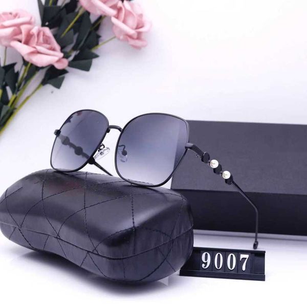 

luxury designer new men's and women's sunglasses 20% off overseas street shooting travel fashion glasses 9007, White;black