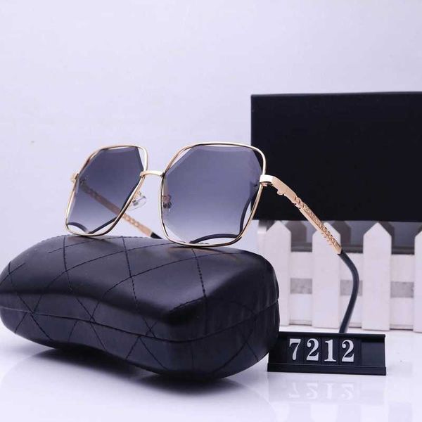 

luxury designer new men's and women's sunglasses 20% off overseas square travel fashion glasses 7212, White;black
