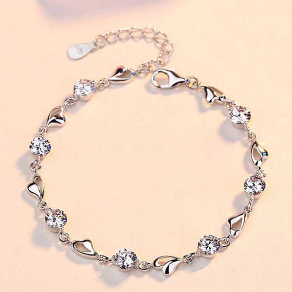 

charm s necklaces fashion temperament women's simulation 18k platinum korean version simple low luxury zircon bracelet, Golden;silver