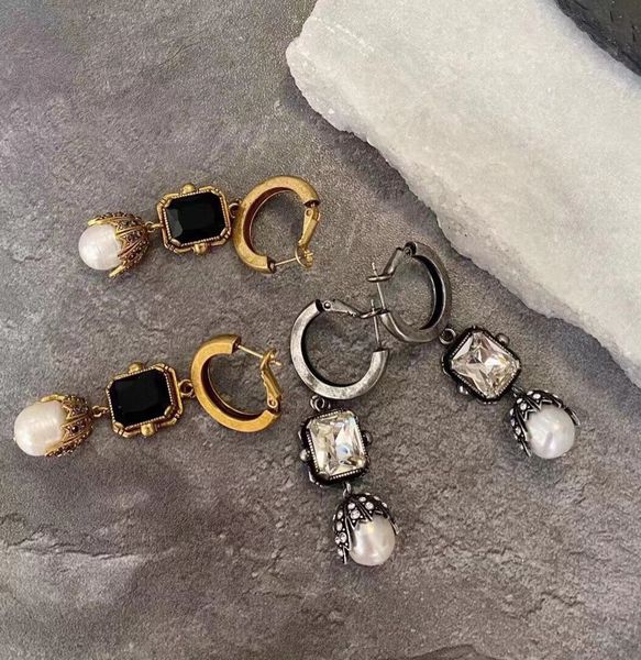 

2023 luxury brand stud fashion long pendant earrings gold silver stainless steel black white crystal rhinestone pearl ear stud vintage desig, Golden;silver