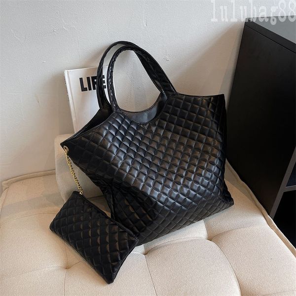 

designed surface crossbody bag card holder tote bag unique design metal chains casual style for ladies party leather shopping womens handbag