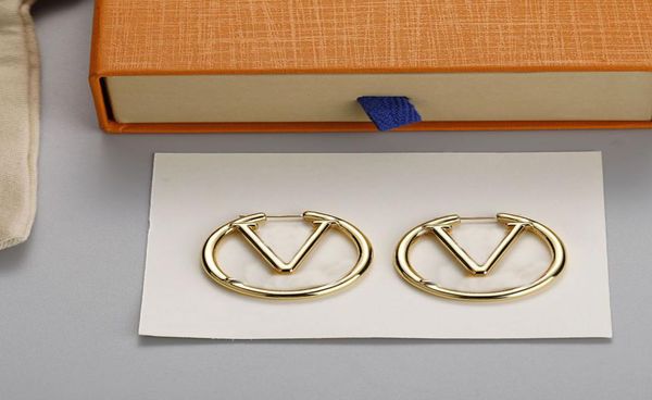 

jewlery designer for women luxury earrings stud earing cjeweler small circle wedding couple christmas day custom vintage decorate 3970661, Golden;silver