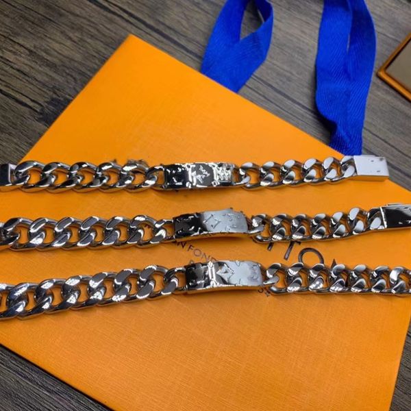 

boys chain, bracelet, r, stainless steel bracelet, classic letter chain, valentine's day, gift charm, cuffs, bracelet, brand, luxury, Black