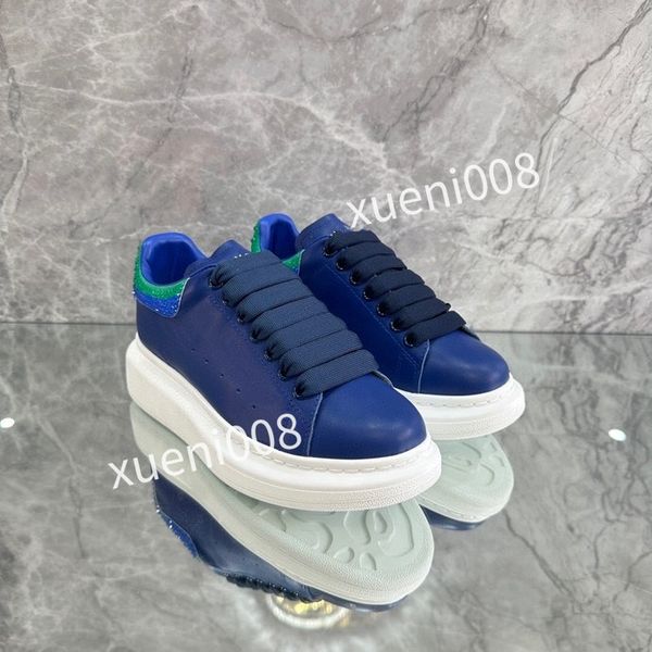 

2023new mens designer sneakers calfskin casual shoes reflective shoes vintage suede leather trainers all-match stylist sneaker leisure shoe, Red;white