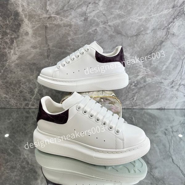 

2023new men casual shoes brown flower sneakers womens sneaker girls trainer casual shoe flowers embossed, Black