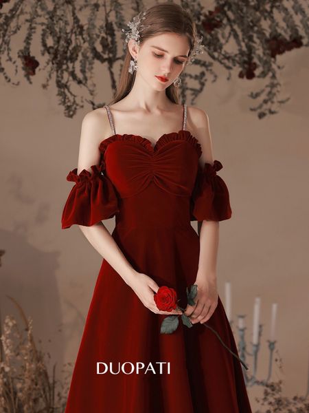

burgundy velvet bridesmaid dresses spaghetti straps off shoulder beading a-line long prom party formal gowns engagement bridal 2023, White;pink